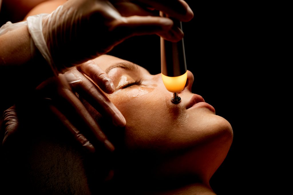 Image représentant un traitement de rajeunissement cutané par radiofréquence